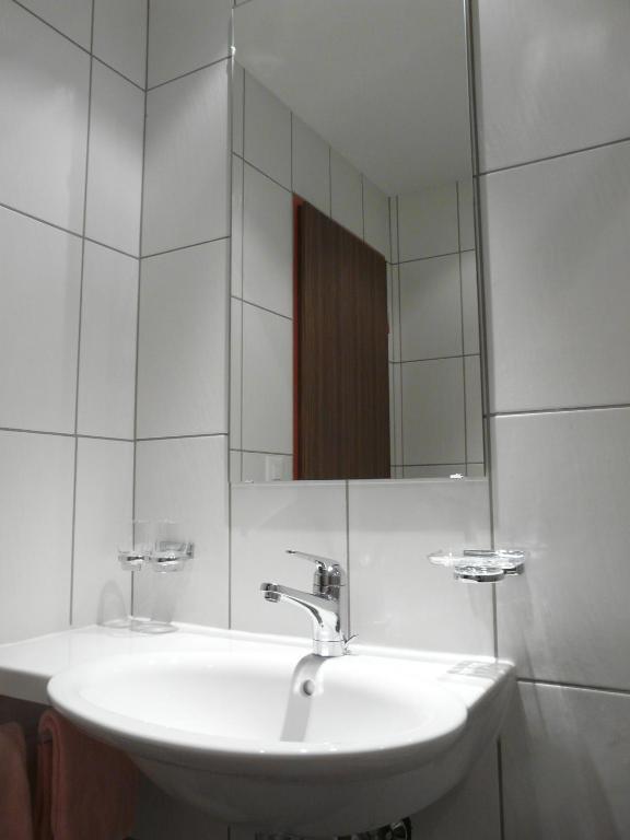 Hotel Garni Domino Saas-Fee Quarto foto